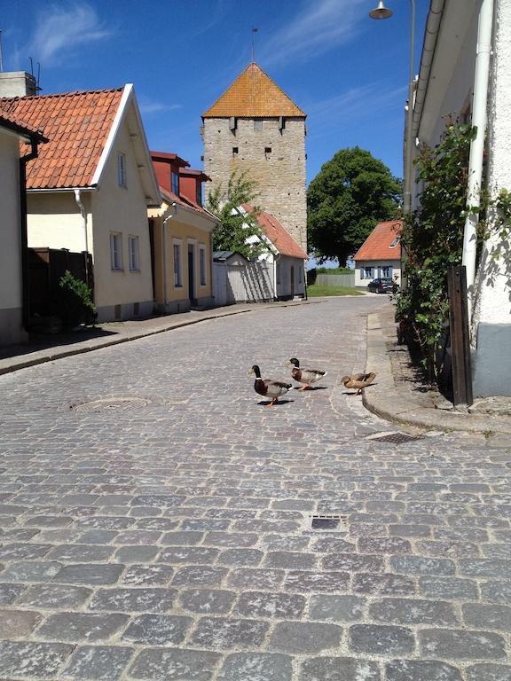 Mullbaersgardens Bed And Breakfast Visby Room photo